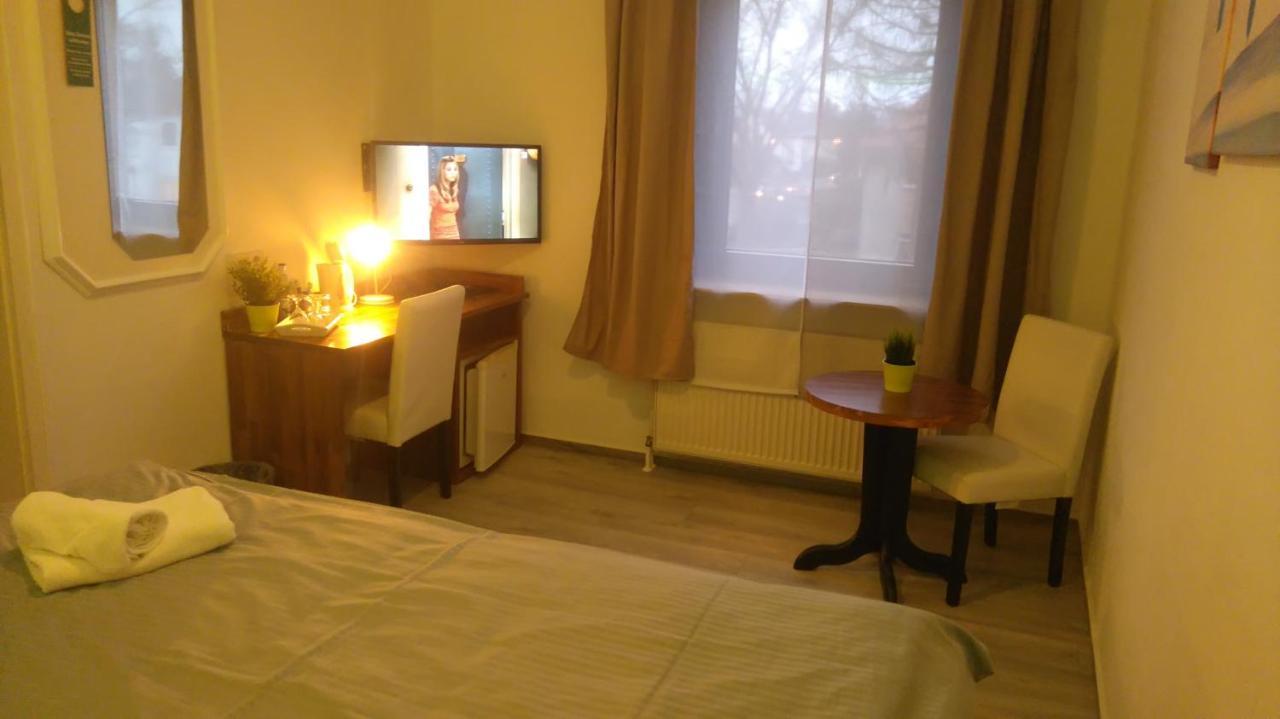 Bennetts Restaurant Und Hotel Wittingen Zewnętrze zdjęcie